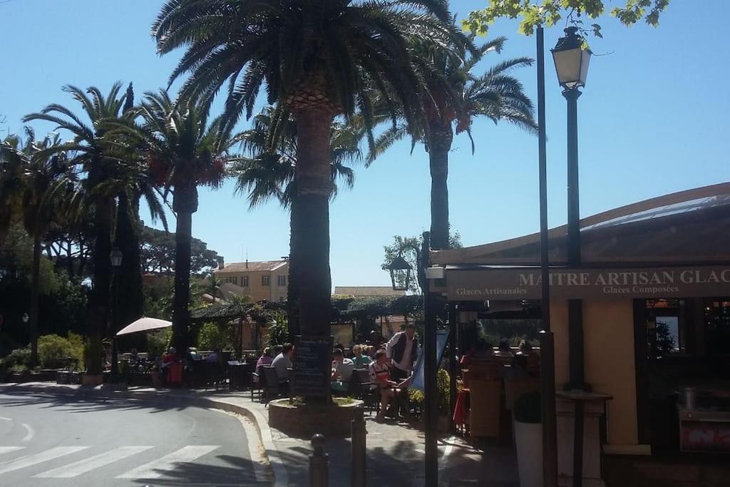 Studio 4 Pers Coeur Du Lavandou 5Mn A Pied Des Plages Le Lavandou Extérieur photo
